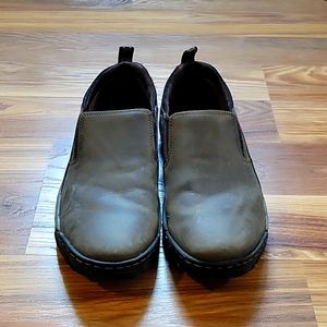 Mens BASS Slip On Shoes.  Sz 11.  EUC